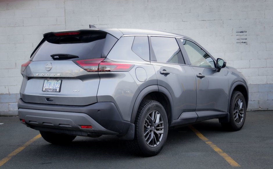 2023 Nissan Rogue S-8
