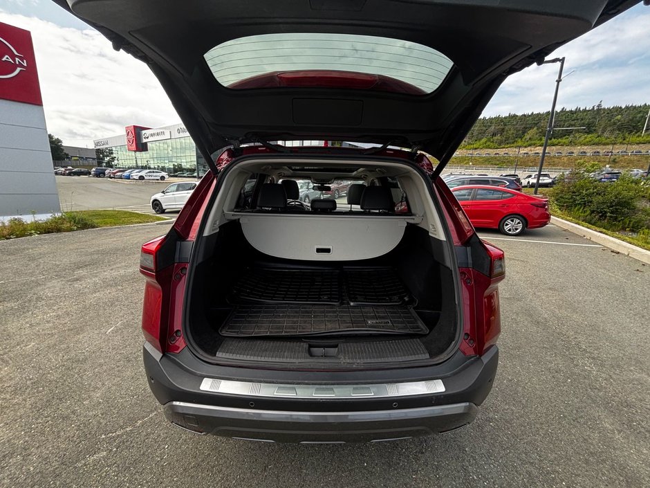 2023 Nissan Rogue SL-12