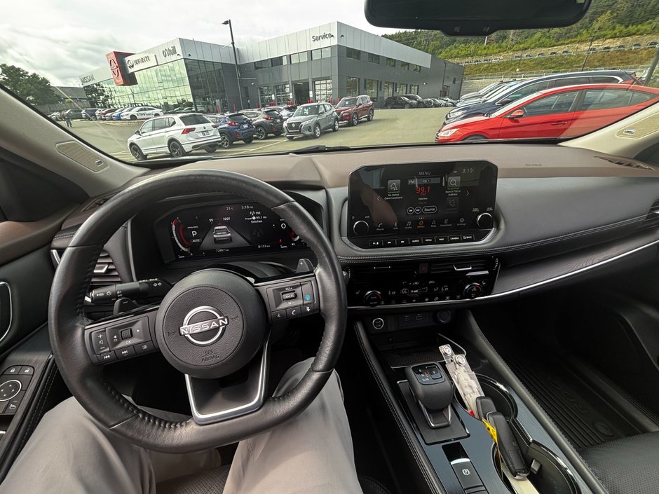 2023 Nissan Rogue Platinum-8