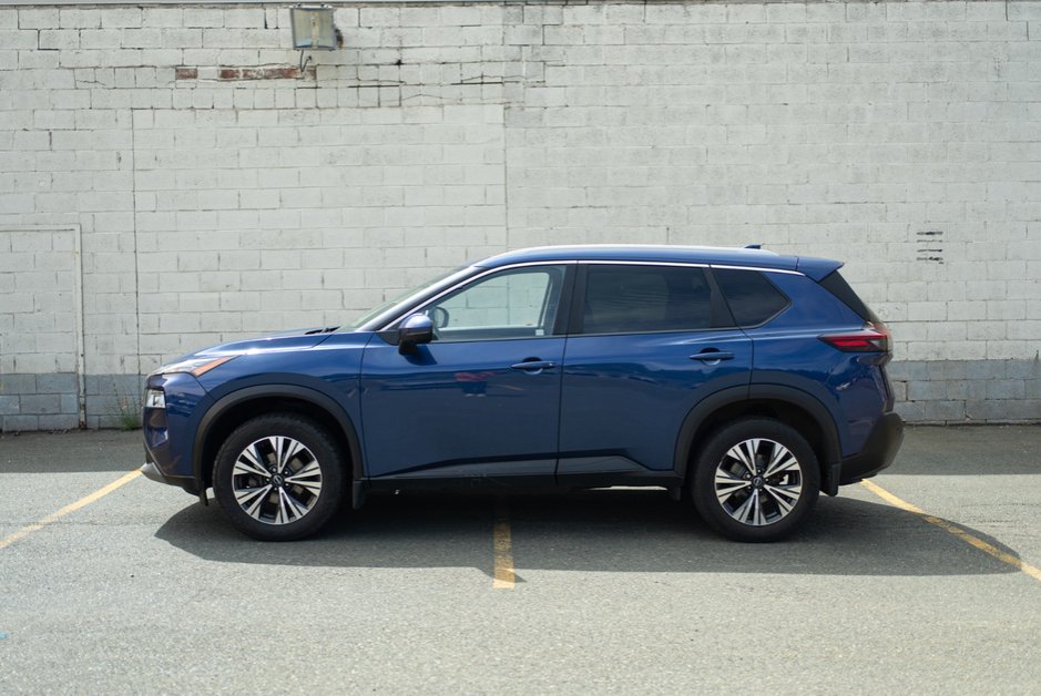 2023 Nissan Rogue SV Moonroof-0