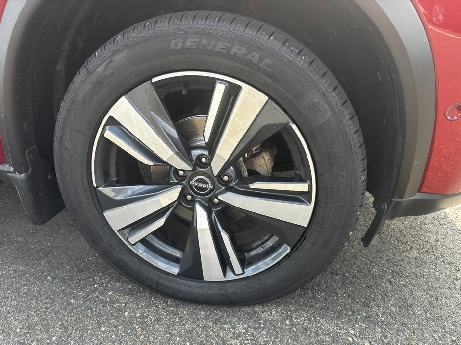 2023 Nissan Rogue Platinum-3