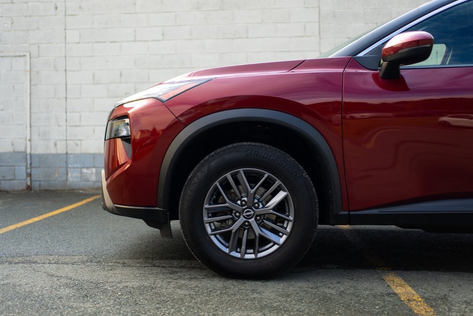 2024 Nissan Rogue S-2