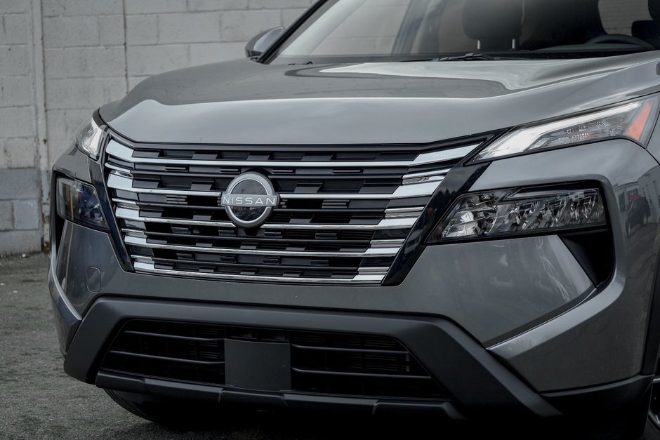 2025 Nissan Rogue S-1