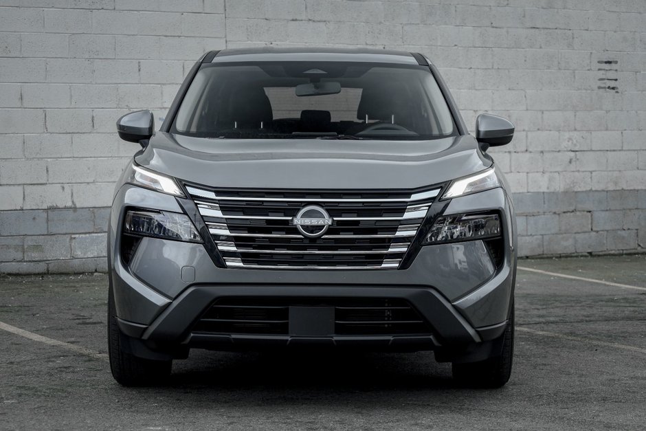 2025 Nissan Rogue S-6