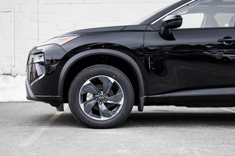 2026 Nissan Rogue SV Moonroof-1