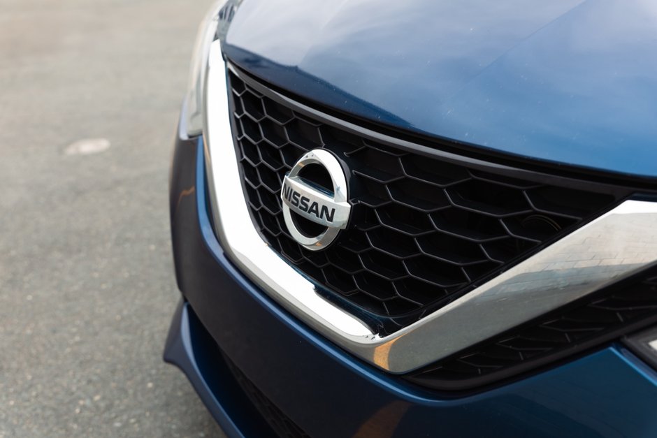 2019 Nissan Sentra 1.8 SV CVT (2)-3