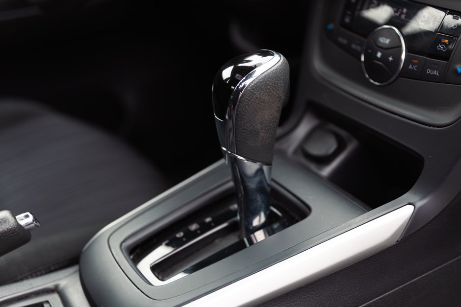 2019 Nissan Sentra 1.8 SV CVT (2)-21