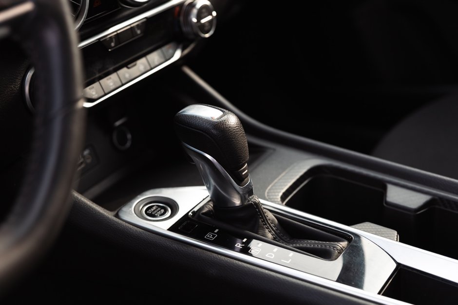 2022 Nissan Sentra SV CVT-19