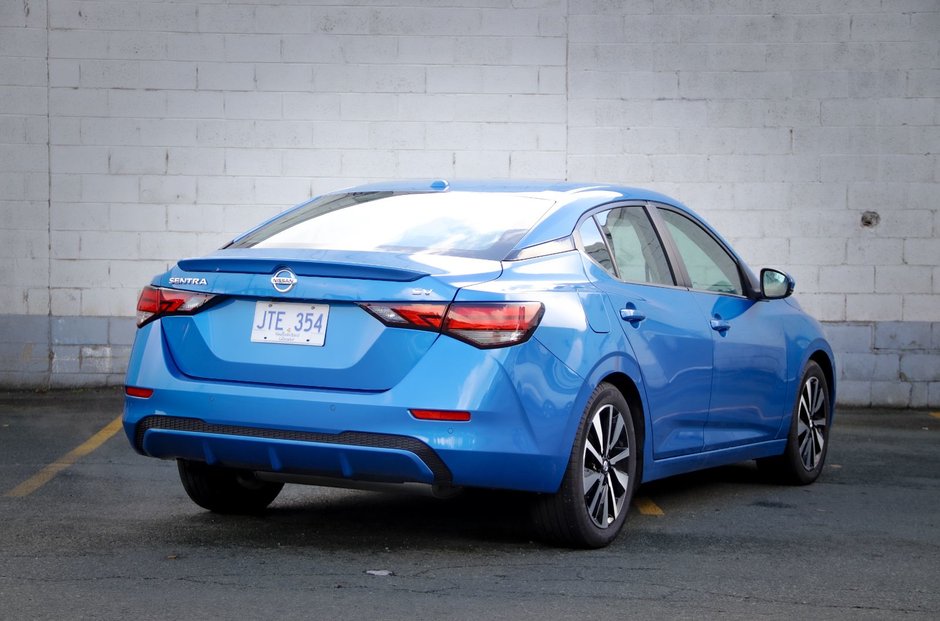 2023 Nissan Sentra SV-8