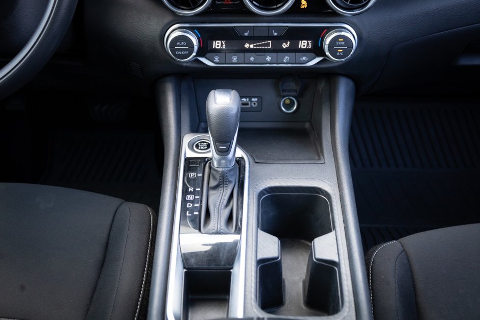 2023 Nissan Sentra SV-20