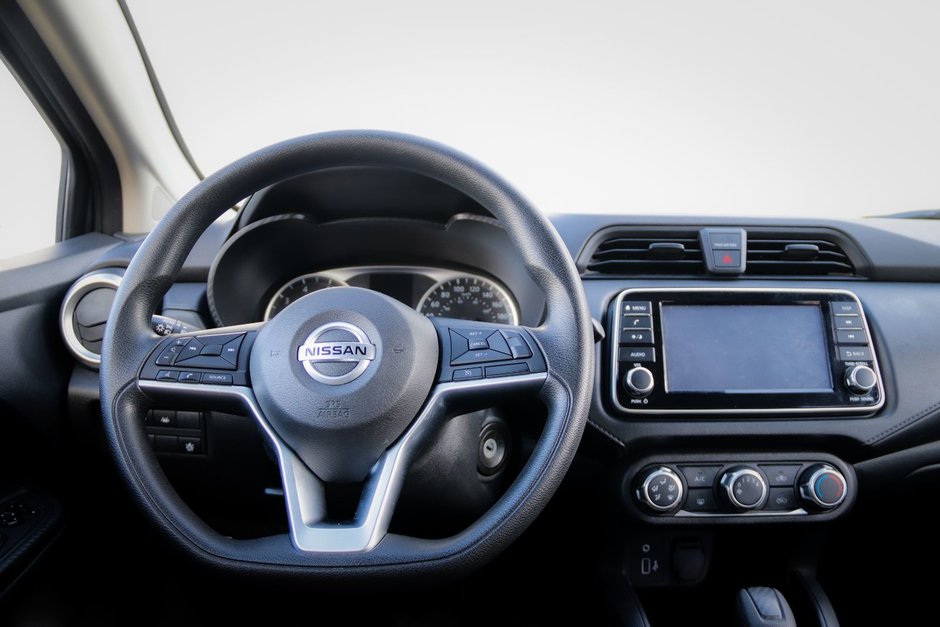 2022 Nissan Versa S-25