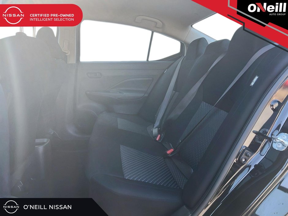 2023 Nissan Versa 1.6 S CVT-11