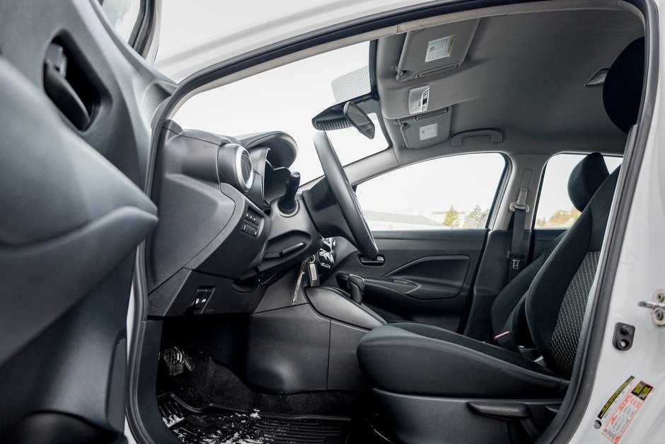 2024 Nissan Versa S-8