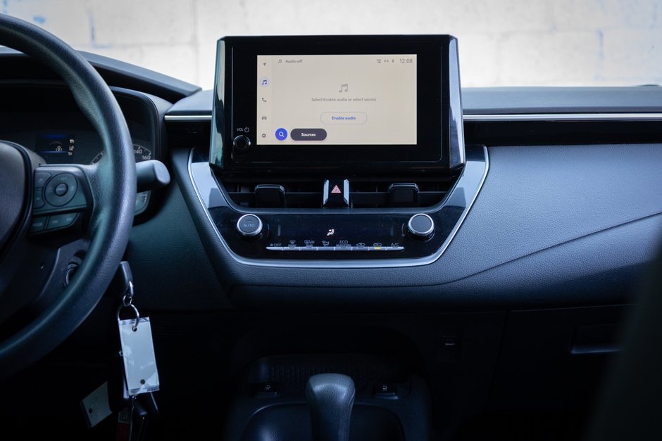 2024 Toyota Corolla LE-17