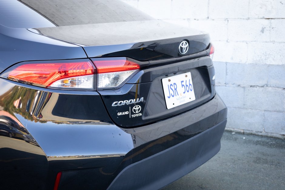 2024 Toyota Corolla LE-10