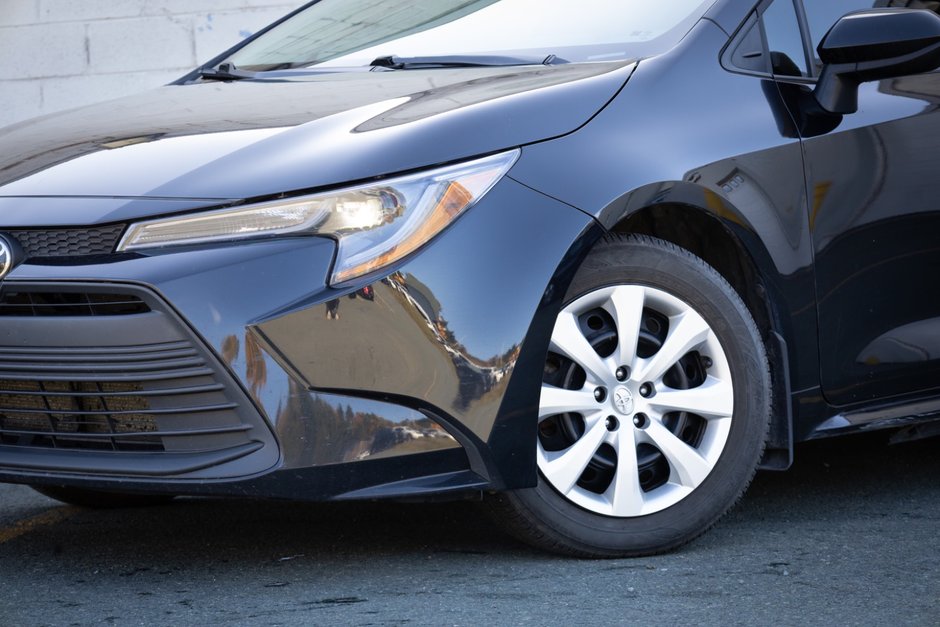 2024 Toyota Corolla LE-3