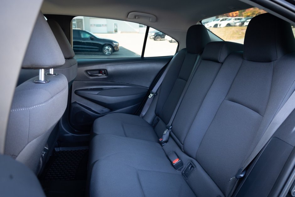 2024 Toyota Corolla LE-20