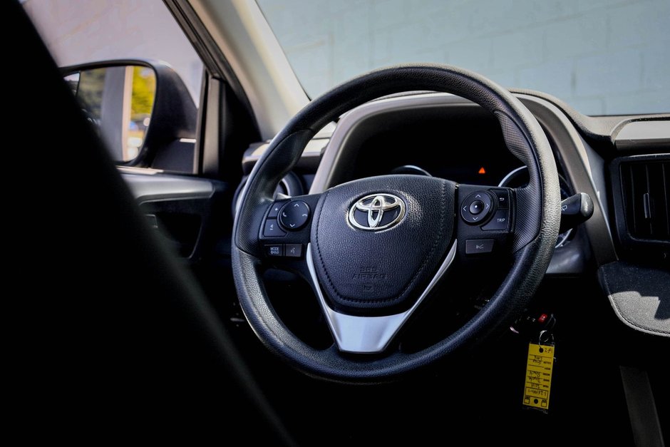 2018 Toyota RAV4 LE-15