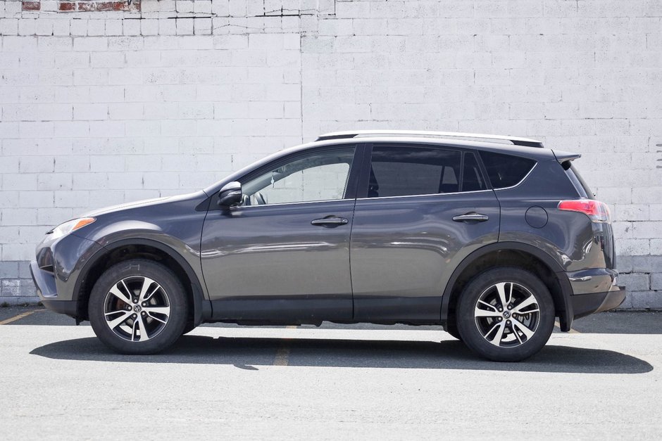 2018 Toyota RAV4 LE-0