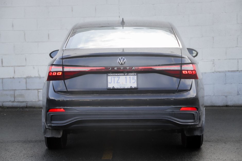 2025 Volkswagen Jetta Trendline-9