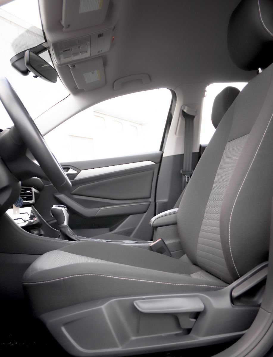 2025 Volkswagen Jetta Trendline-12