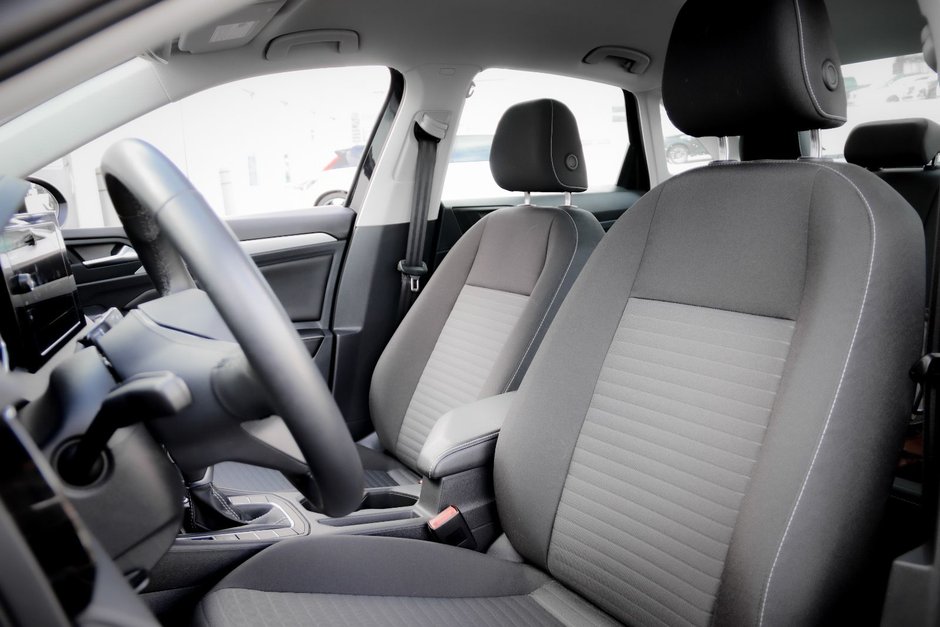 2025 Volkswagen Jetta Trendline-13