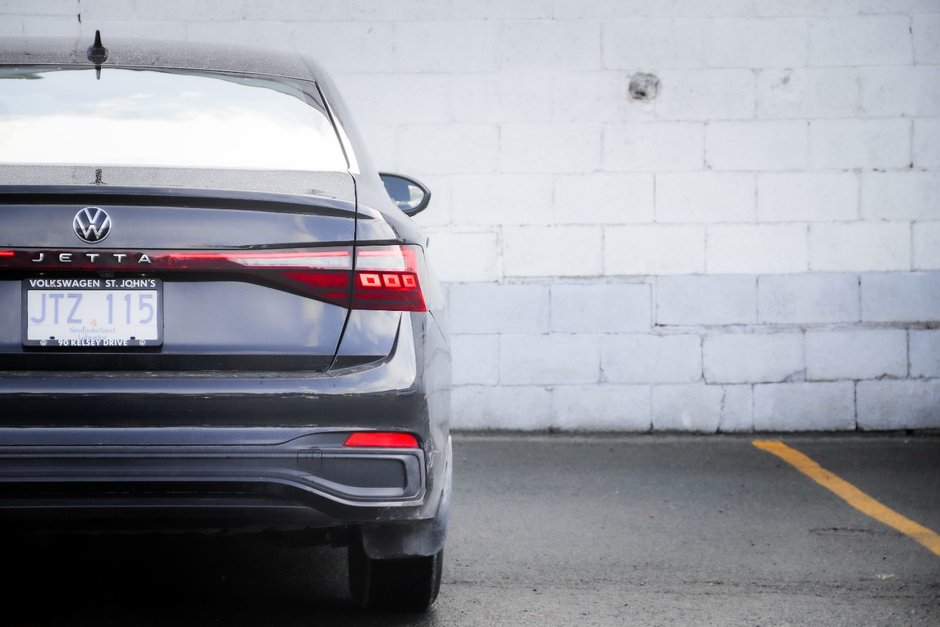 2025 Volkswagen Jetta Trendline-10