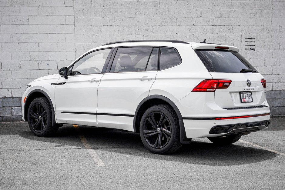 2024 Volkswagen Tiguan Comfortline R-Line Black Edition-6