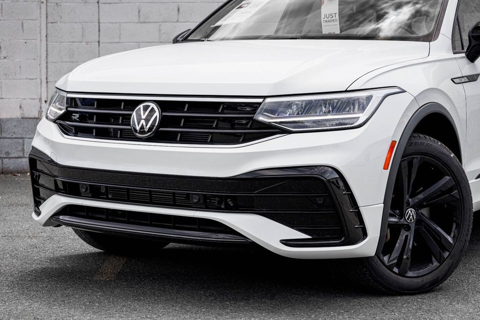 2024 Volkswagen Tiguan Comfortline R-Line Black Edition-3