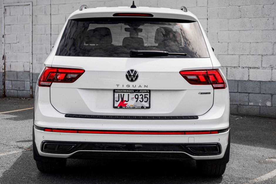 2024 Volkswagen Tiguan Comfortline R-Line Black Edition-7