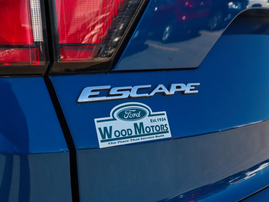 2017 Ford Escape Titanium-20