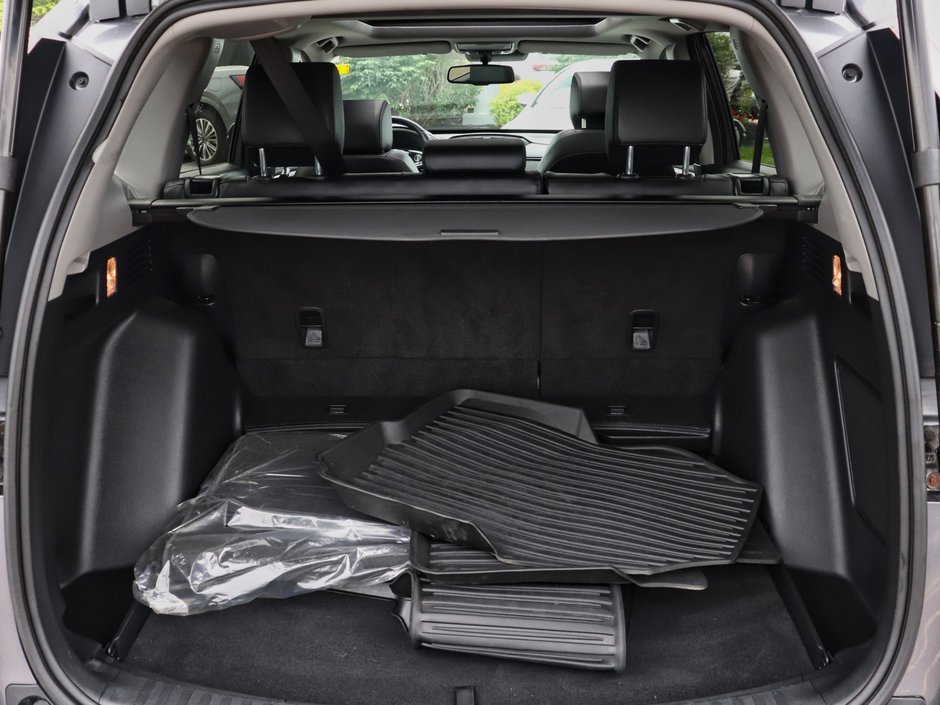 2018 Honda CR-V Touring-18