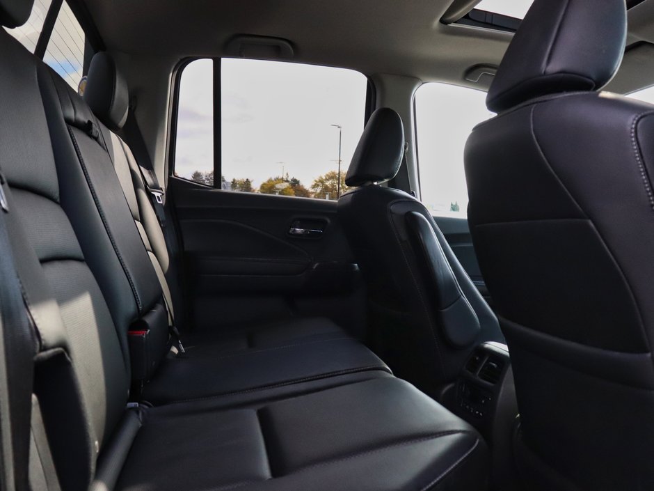 2017 Honda Ridgeline Touring-16