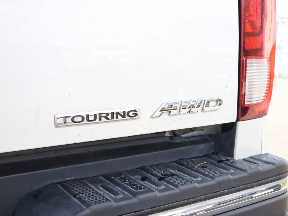 2017 Honda Ridgeline Touring-17