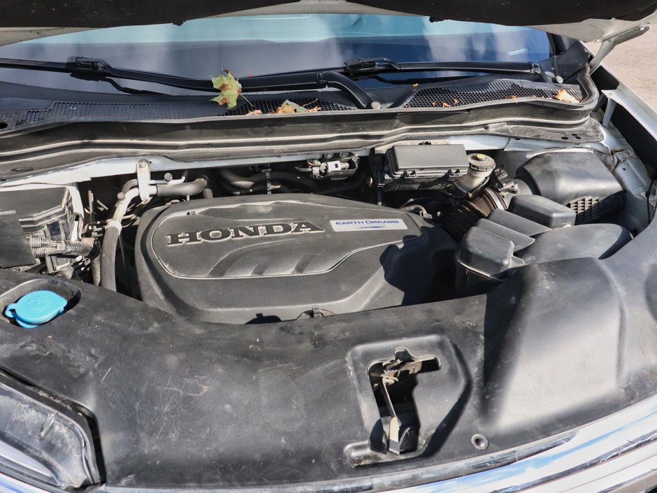 2017 Honda Ridgeline Touring-19