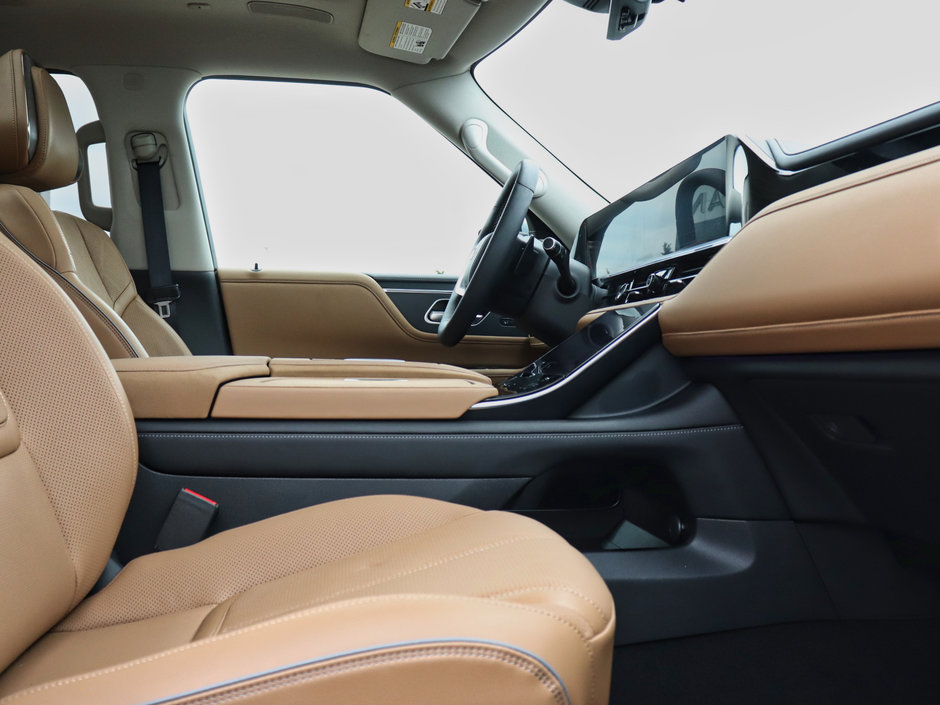 2025 Infiniti QX80 SENSORY-17