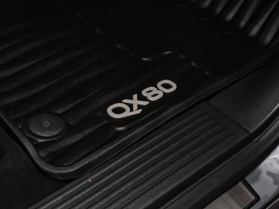 2025 Infiniti QX80 SENSORY-18