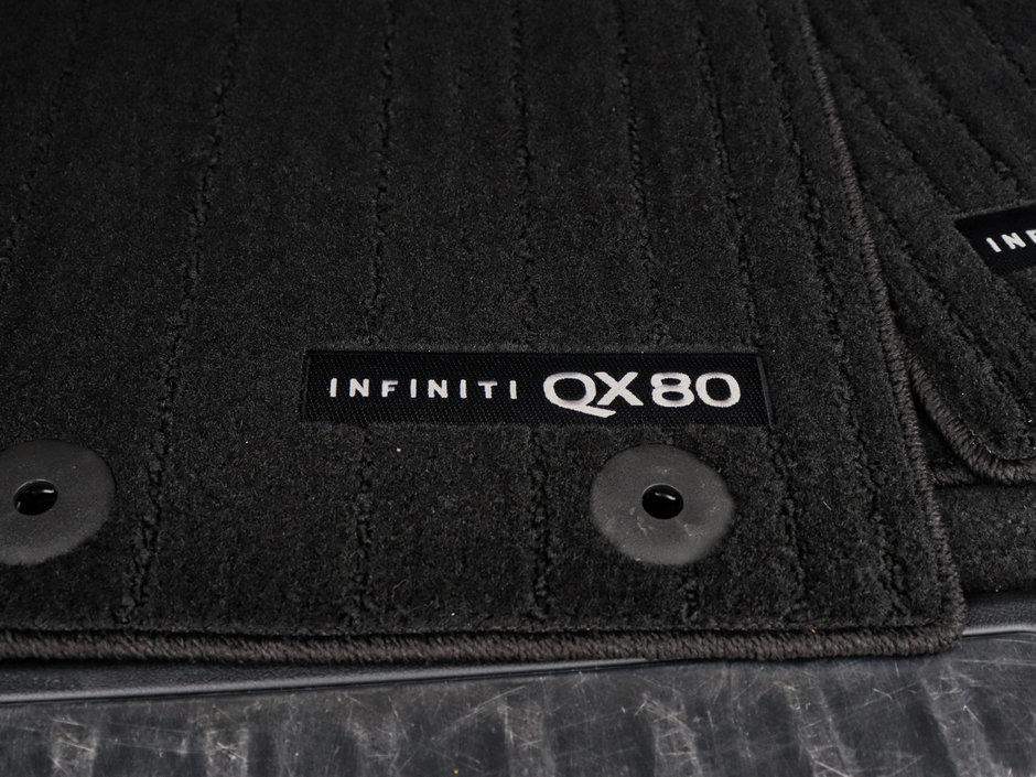 2025 Infiniti QX80 SENSORY-23
