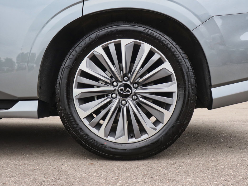 2025 Infiniti QX80 SENSORY-5
