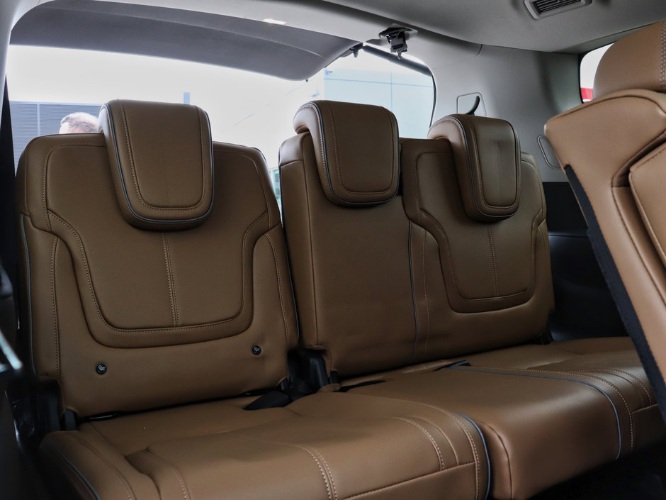2025 Infiniti QX80 SENSORY-21