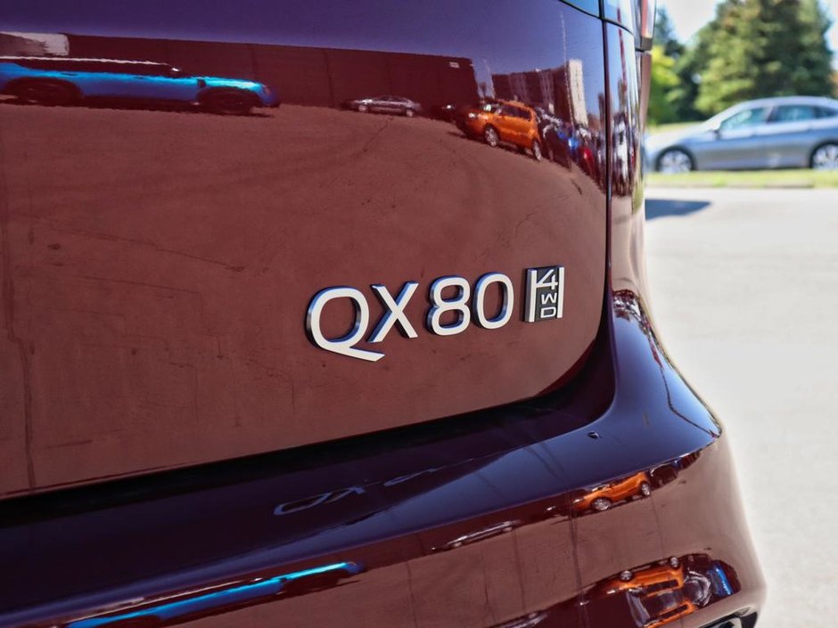 2025 Infiniti QX80 SENSORY-25