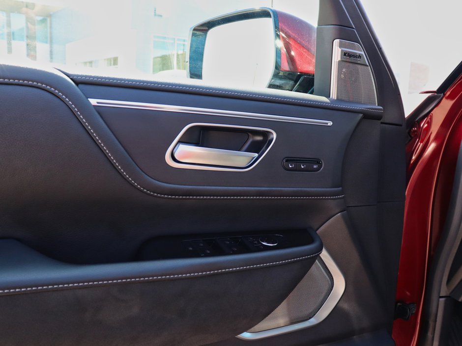 2025 Infiniti QX80 SENSORY-6