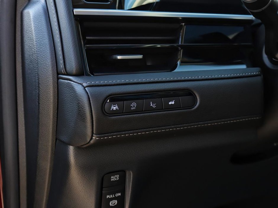 2025 Infiniti QX80 SENSORY-10