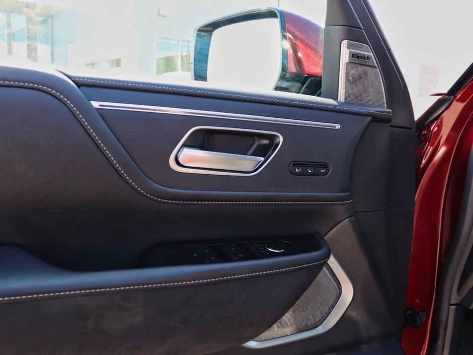 2025 Infiniti QX80 SENSORY-6