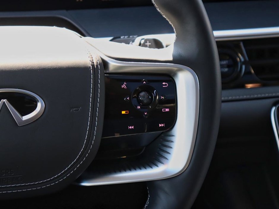 2025 Infiniti QX80 SENSORY-13