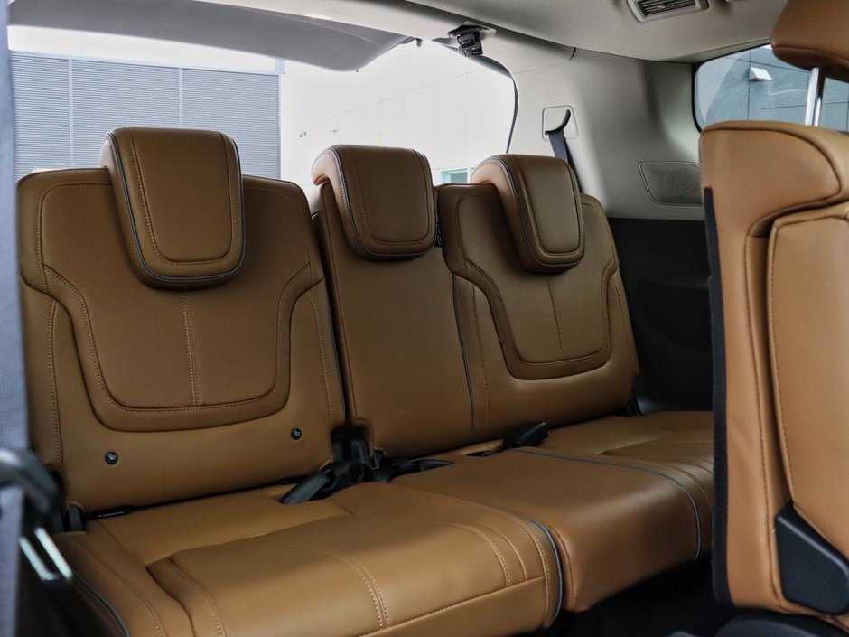 2025 Infiniti QX80 SENSORY-21