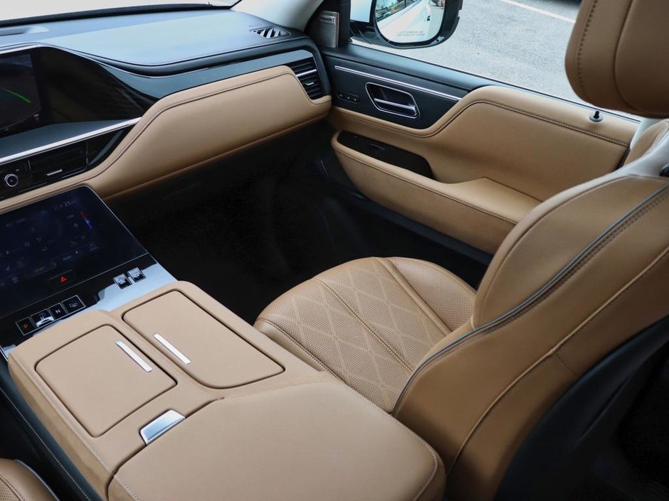 2025 Infiniti QX80 SENSORY-16