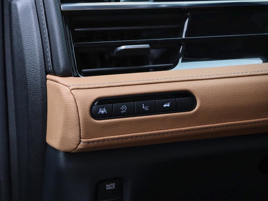 2025 Infiniti QX80 SENSORY-8