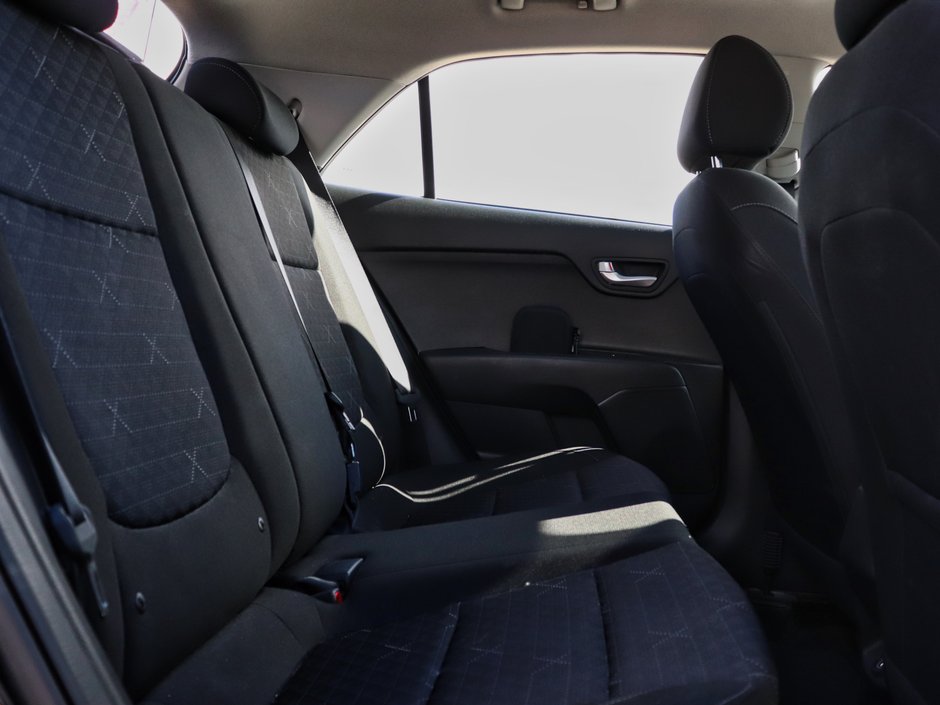2023 Kia Rio-15