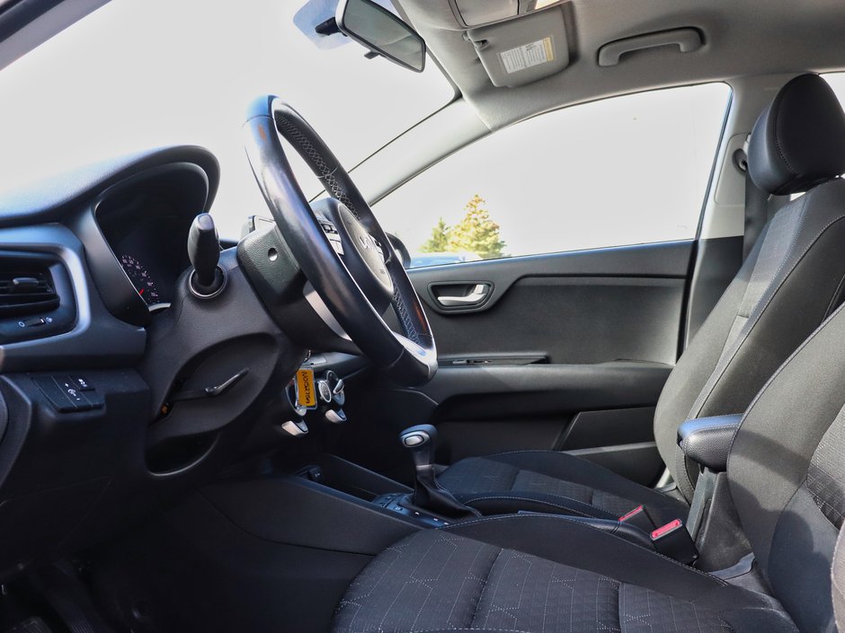 2023 Kia Rio-6